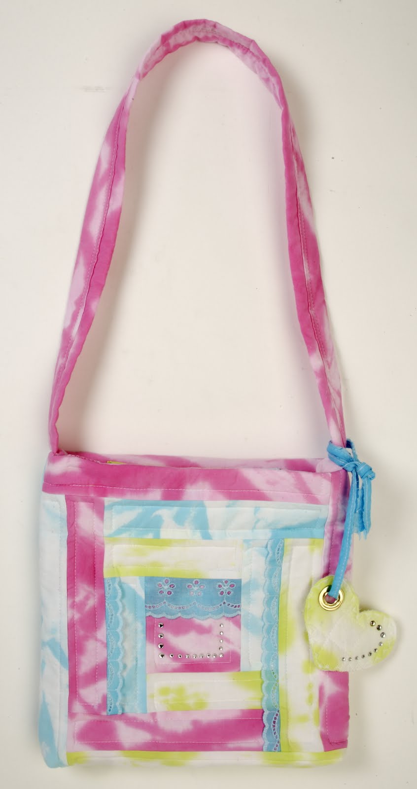 [SassyTote.JPG]