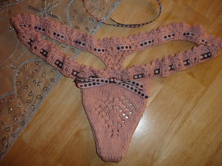 [thong.JPG]