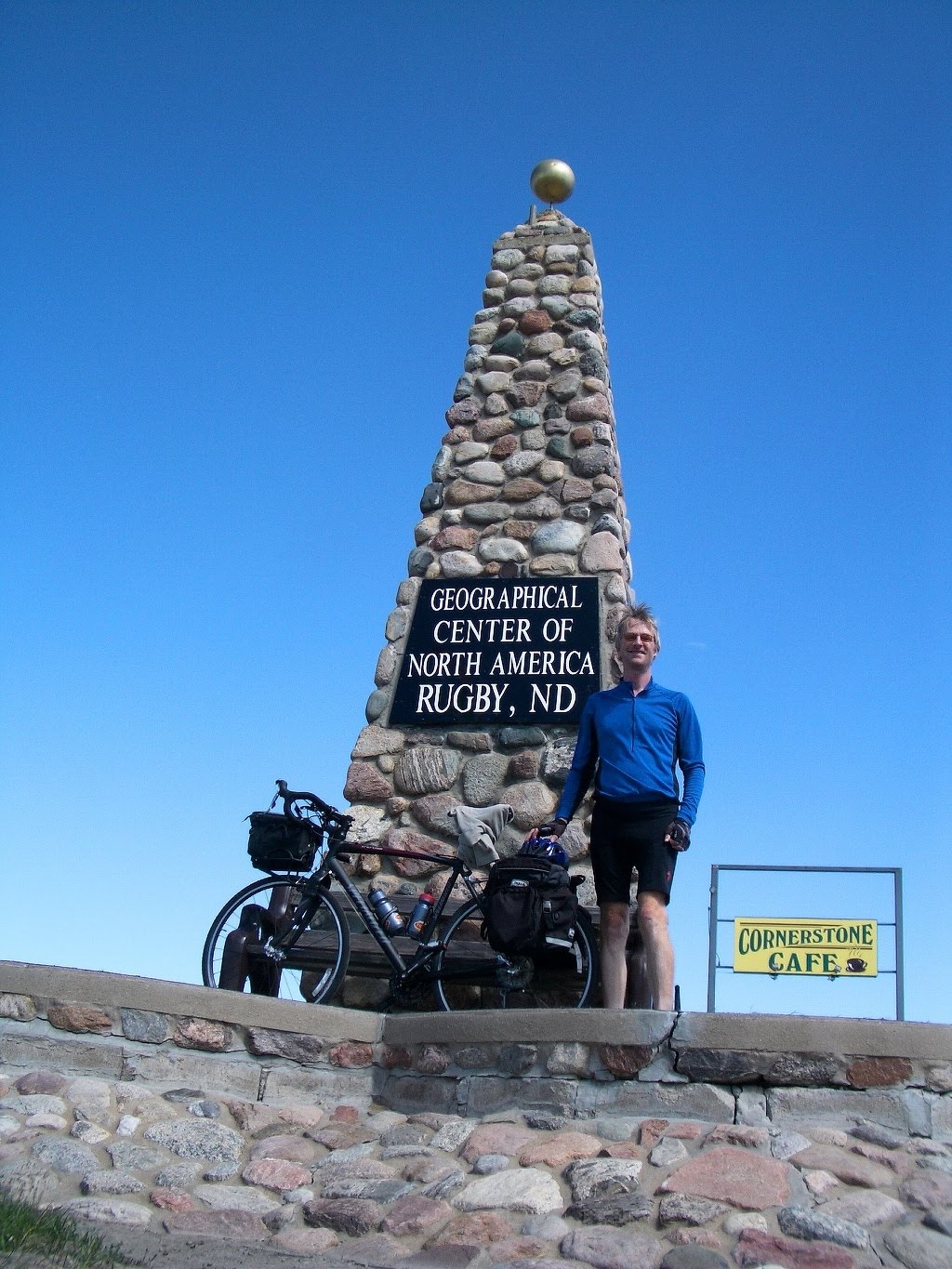 MAINE TO OREGON '07 Day 46 Thursday, 16th August. Destination Econo