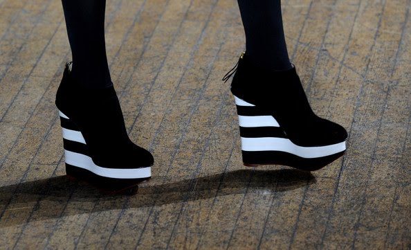 [House+Holland+Runway+LFW+Autumn+Winter+2010+A4MbvCQzIiMl[1].jpg]