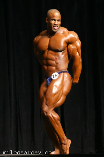 http://1.bp.blogspot.com/_2atiiVp-r8s/TOk67tCU1wI/AAAAAAAAArg/yKfVfDd2inw/s1600/Body+builder+Victor+Martinez+images+25.jpg