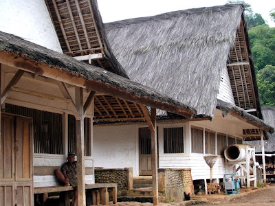 - s i n g o -: " Kampung Naga