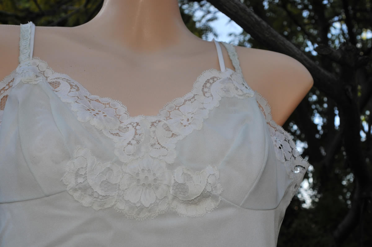 Vintag clothing for women