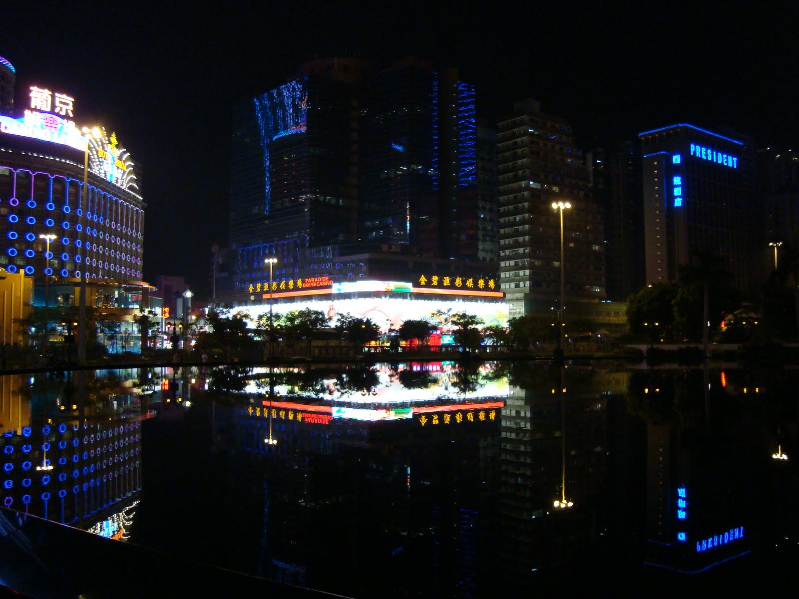 [DSC01030.JPG]