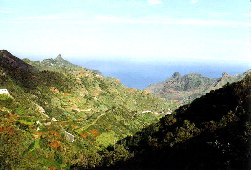 [800px-Anaga_(Tenerife)[1].jpg]
