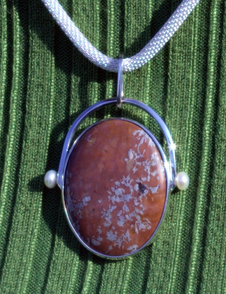 [Chrysanthamum+Jasper+Pendant+front004.CR2]