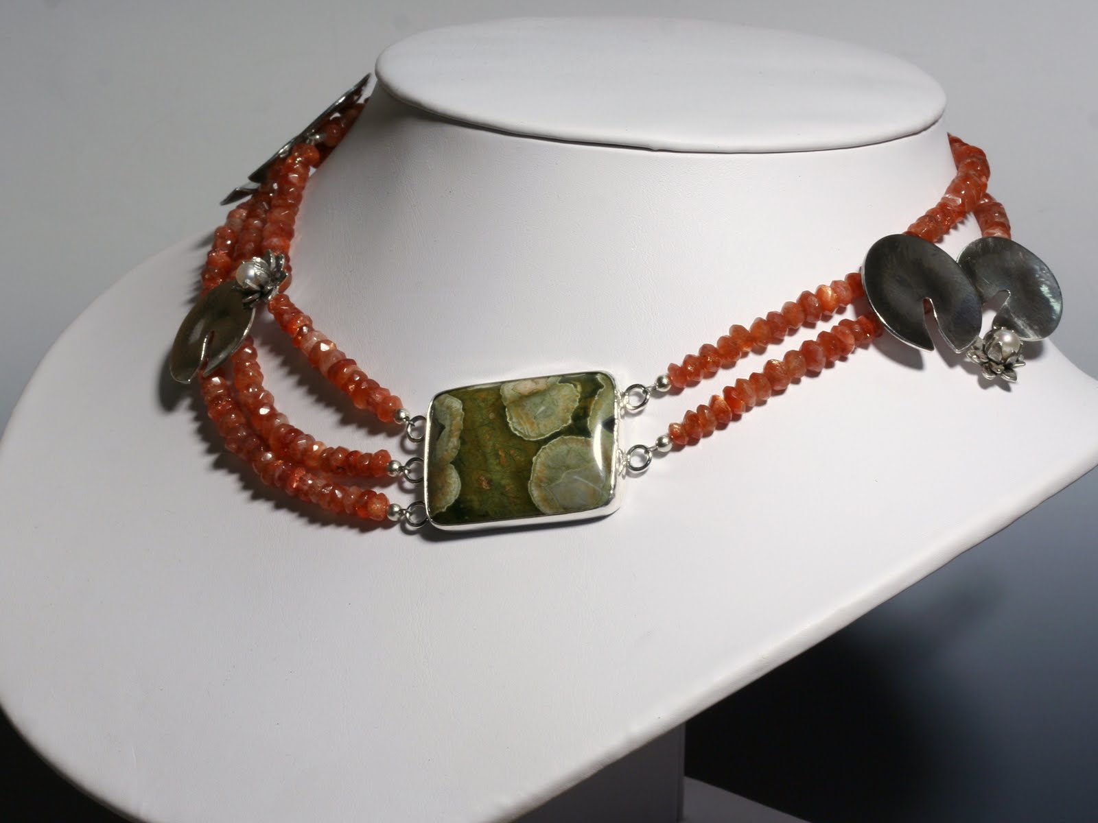 [Monet+at+Giverny+necklace+013.JPG]