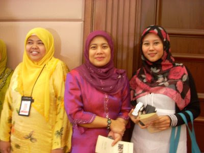 Malaysian Embassy Batik