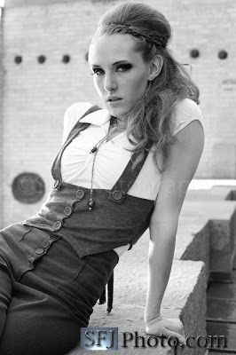 ... yates model chelsea reeves ...