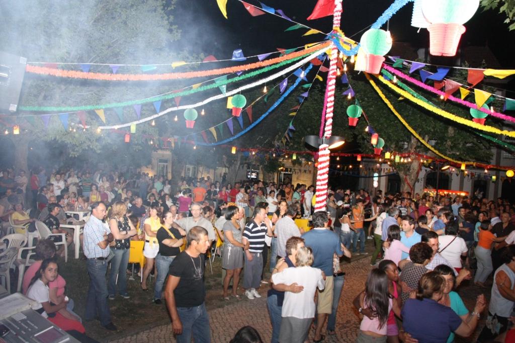 [+F419+-+000128.jpg]