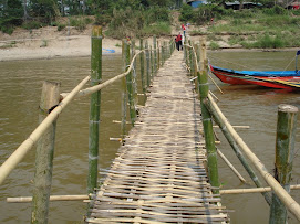 The walking bridge to Laos