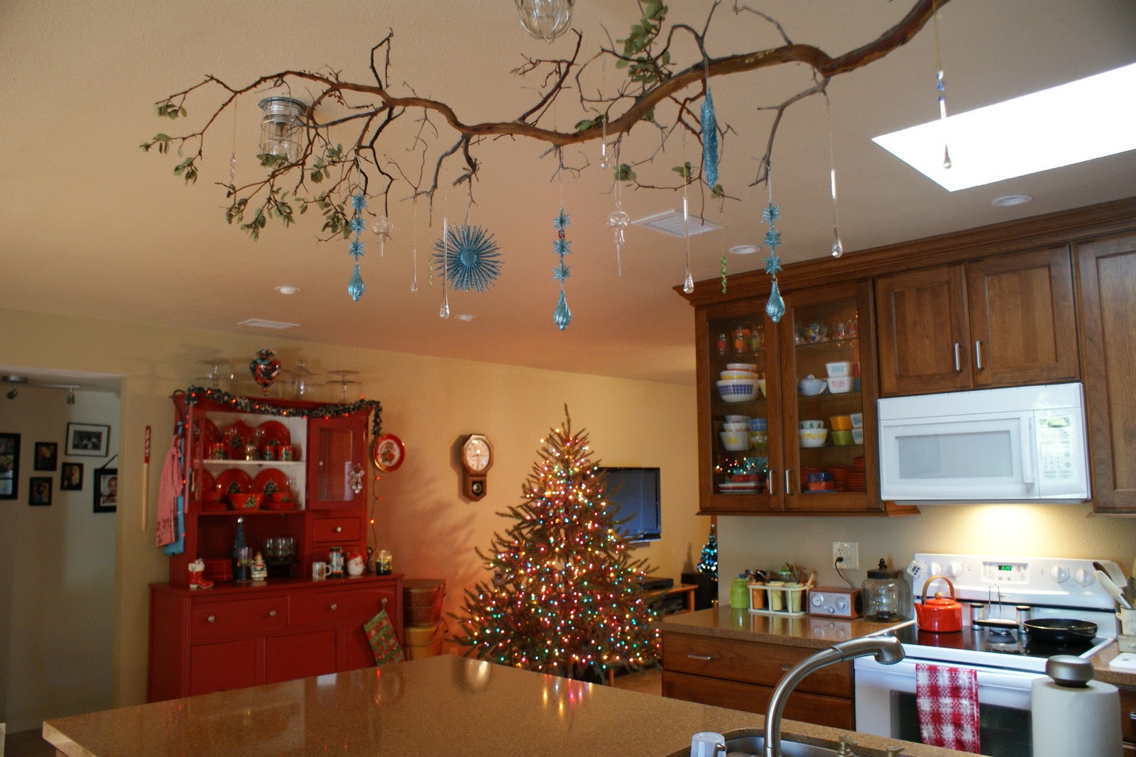 Reminisce... Christmas branch