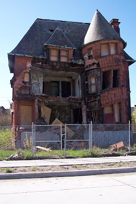 Faded Detroit Slumpy S Demise