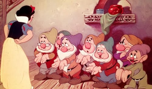 Cuentos de Hadas: Blancanieves y los Siete Enanitos