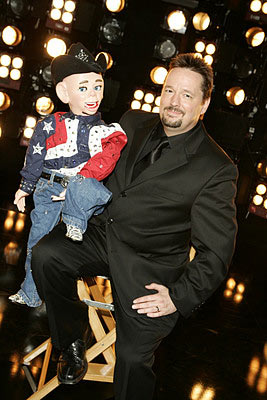 [terry-fator.jpg]