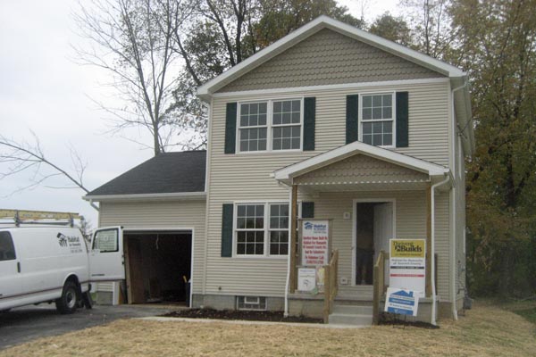 [habitathouse.jpg]
