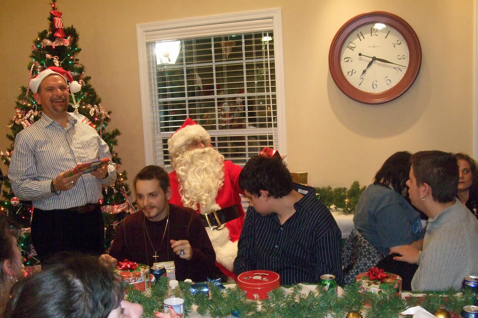 [e2009_1221MedinaCreativeHouse0134.jpg]