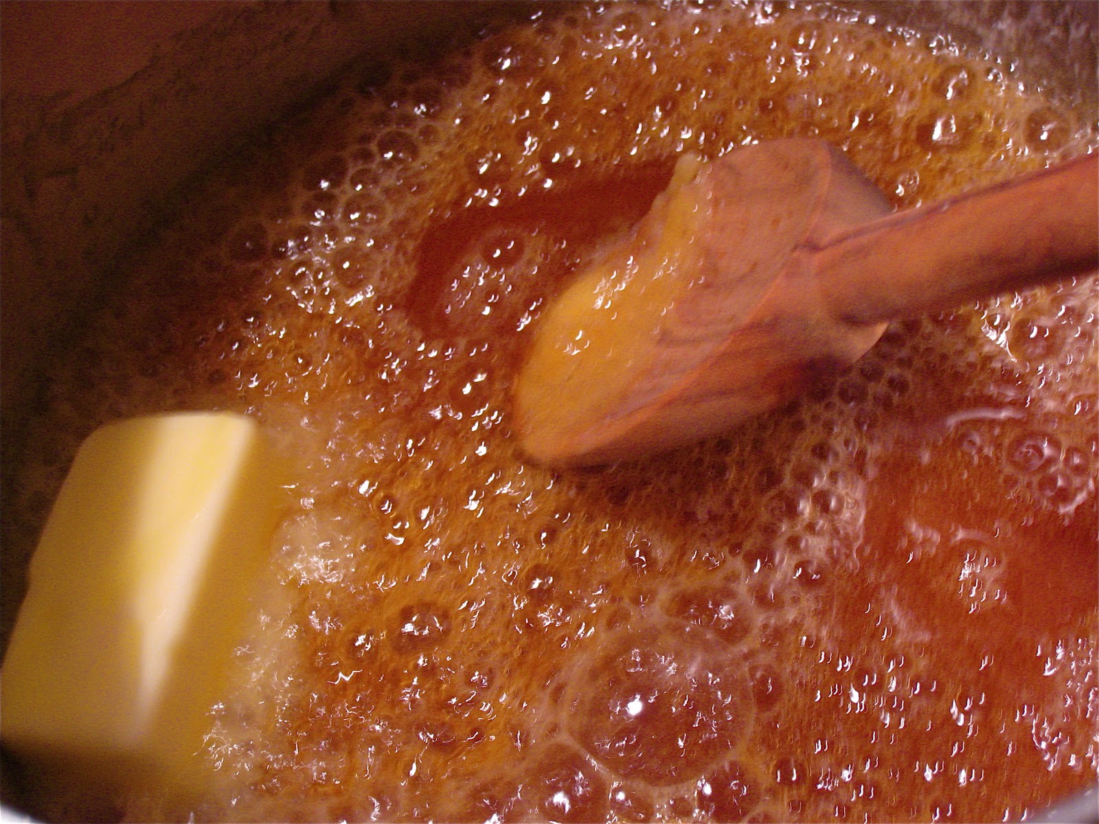 KITCHEN FIDDLER Salted Caramel Ice Cream (With or Without Smoke)