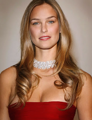Celebrity Hairstyles Bar Refaeli Haircut Styles Pictures