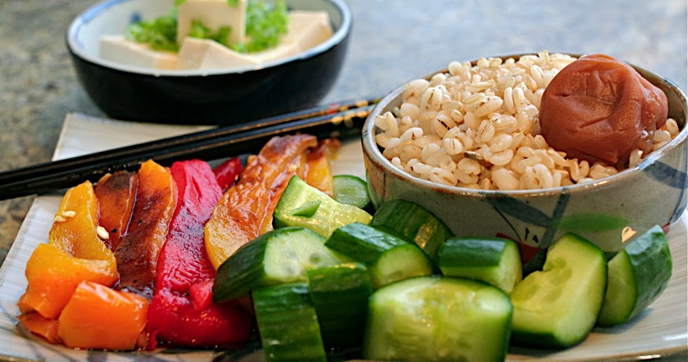 FOODjimoto Barley Brown Rice with Grilled Peppers, Salted Cucumbers & Tofu