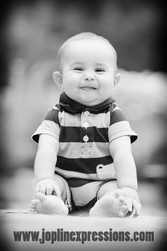 [0111+grover6bw.jpg]