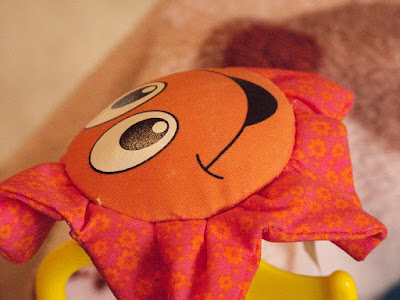 Closeup photo of toy with Canon G10 at ISO 1600