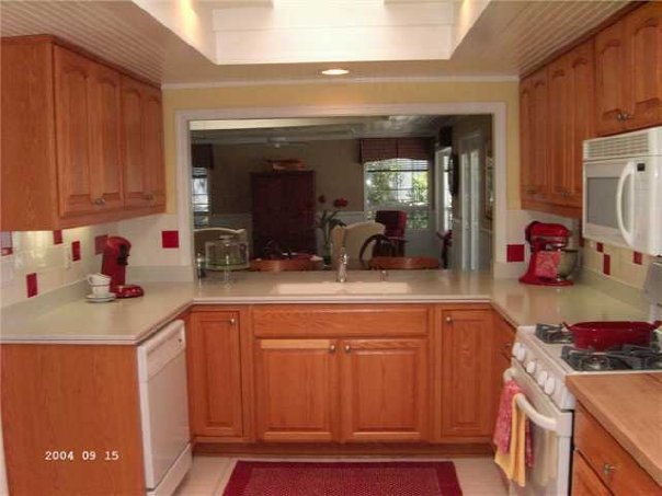 Do It Yourself Kitchen Cabinets | the do it yourself housewife painting the kitchen cabinets Do It Yourself Kitchen Cabinets | the do it yourself housewife painting the kitchen cabinets