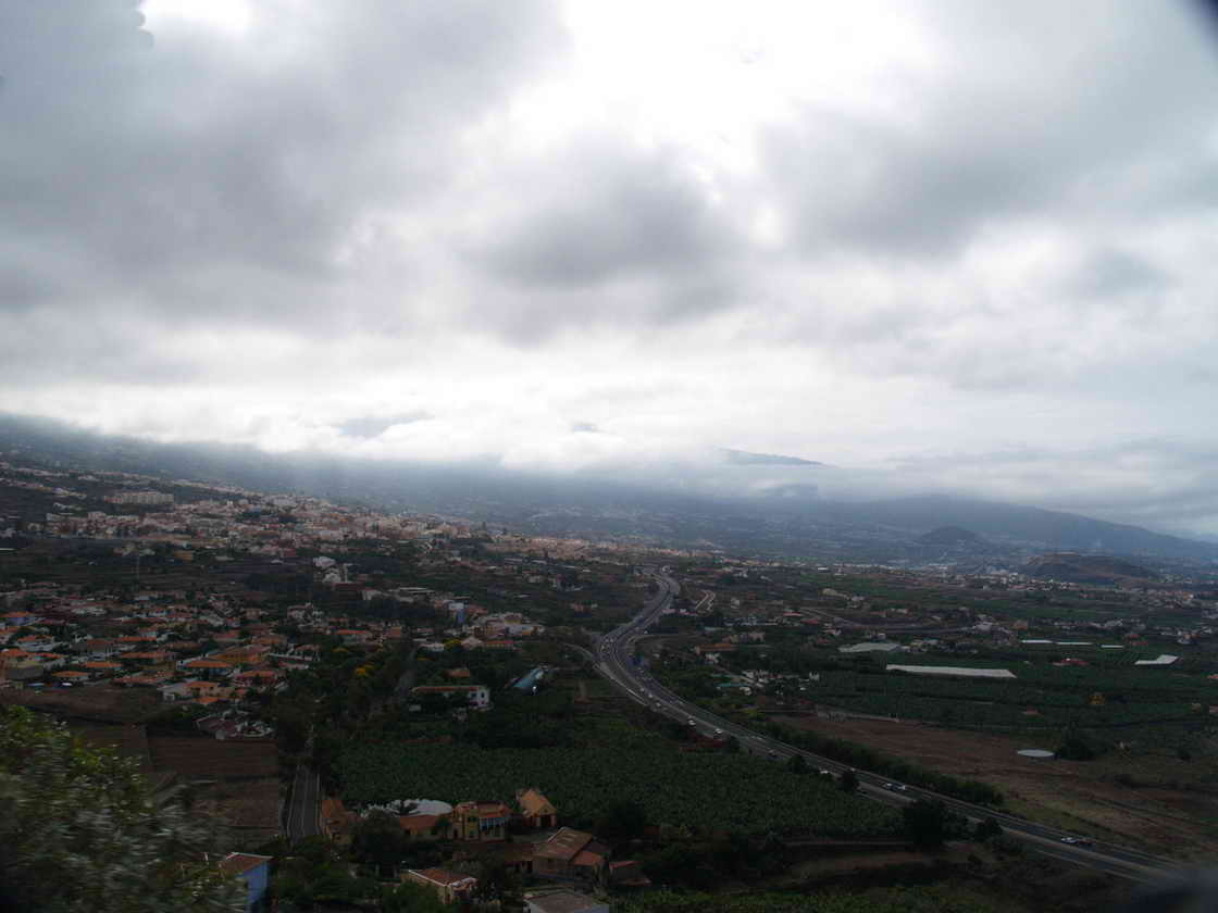 [PB053611.jpg]