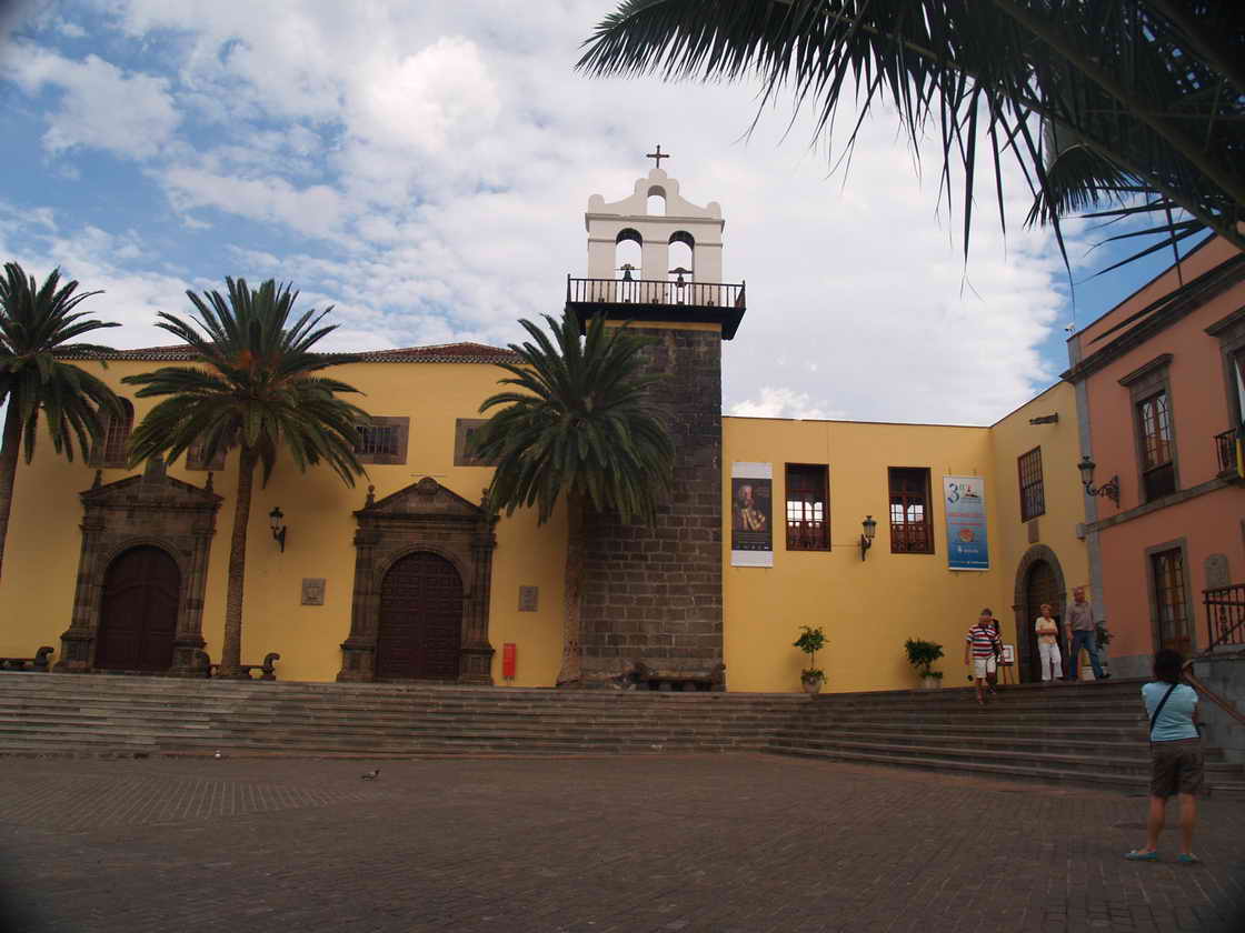 [PA313014.JPG]