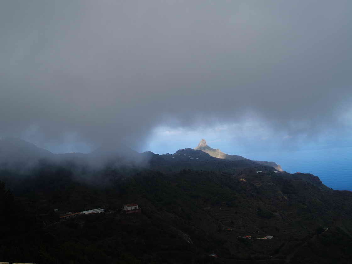 [PB033433.JPG]