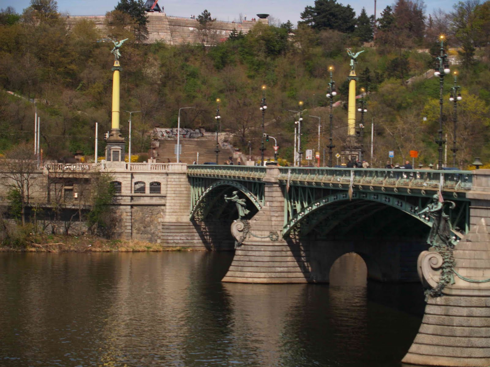 [P4055112.JPG]