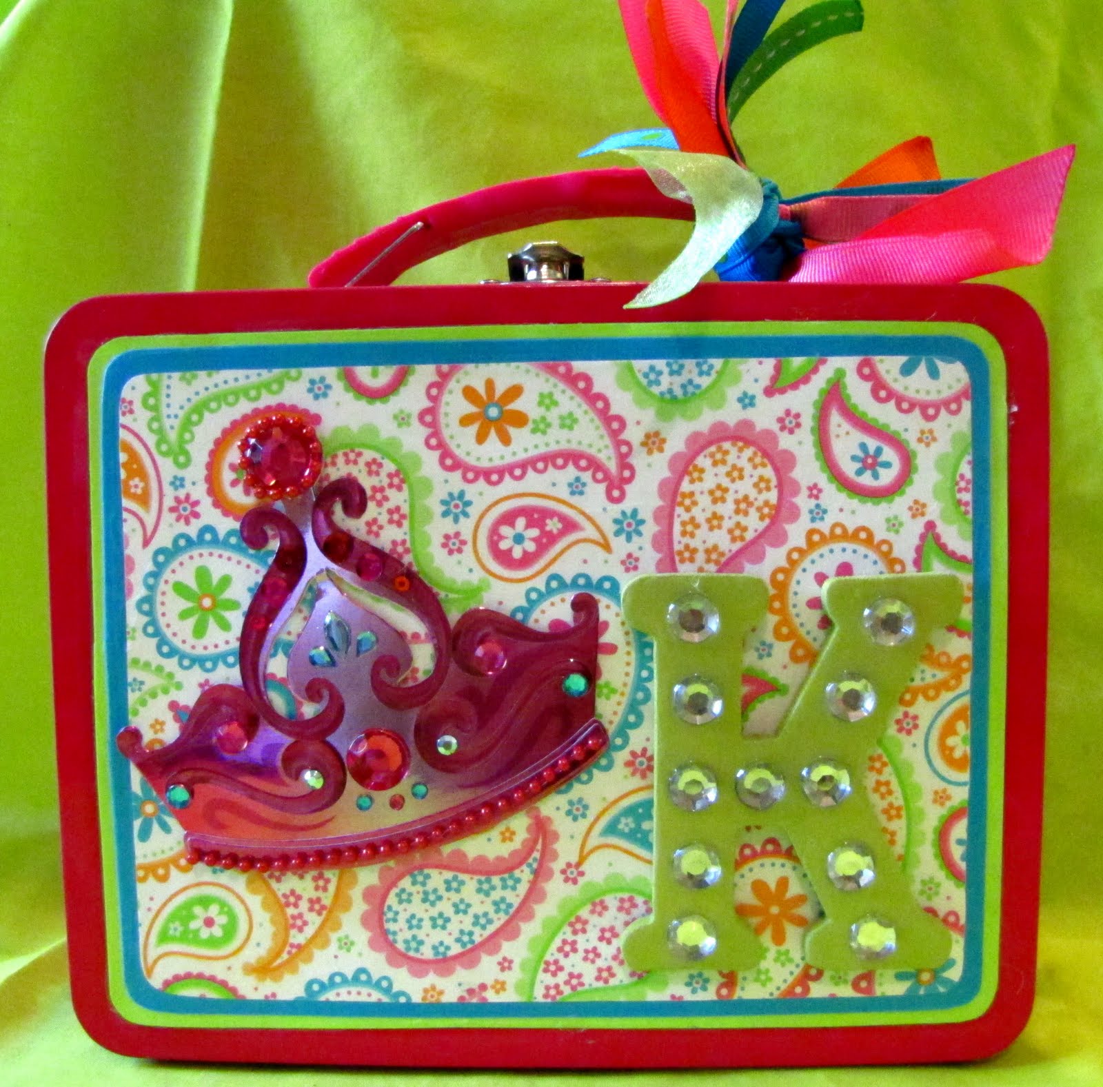 Me and My Bucket GirlyGirl Lunch Box