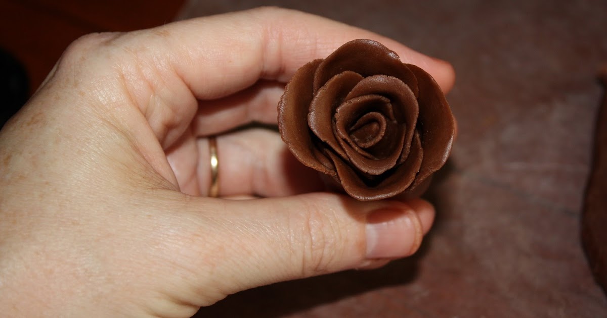 Crafters Guru How to Make Chocolate Roses