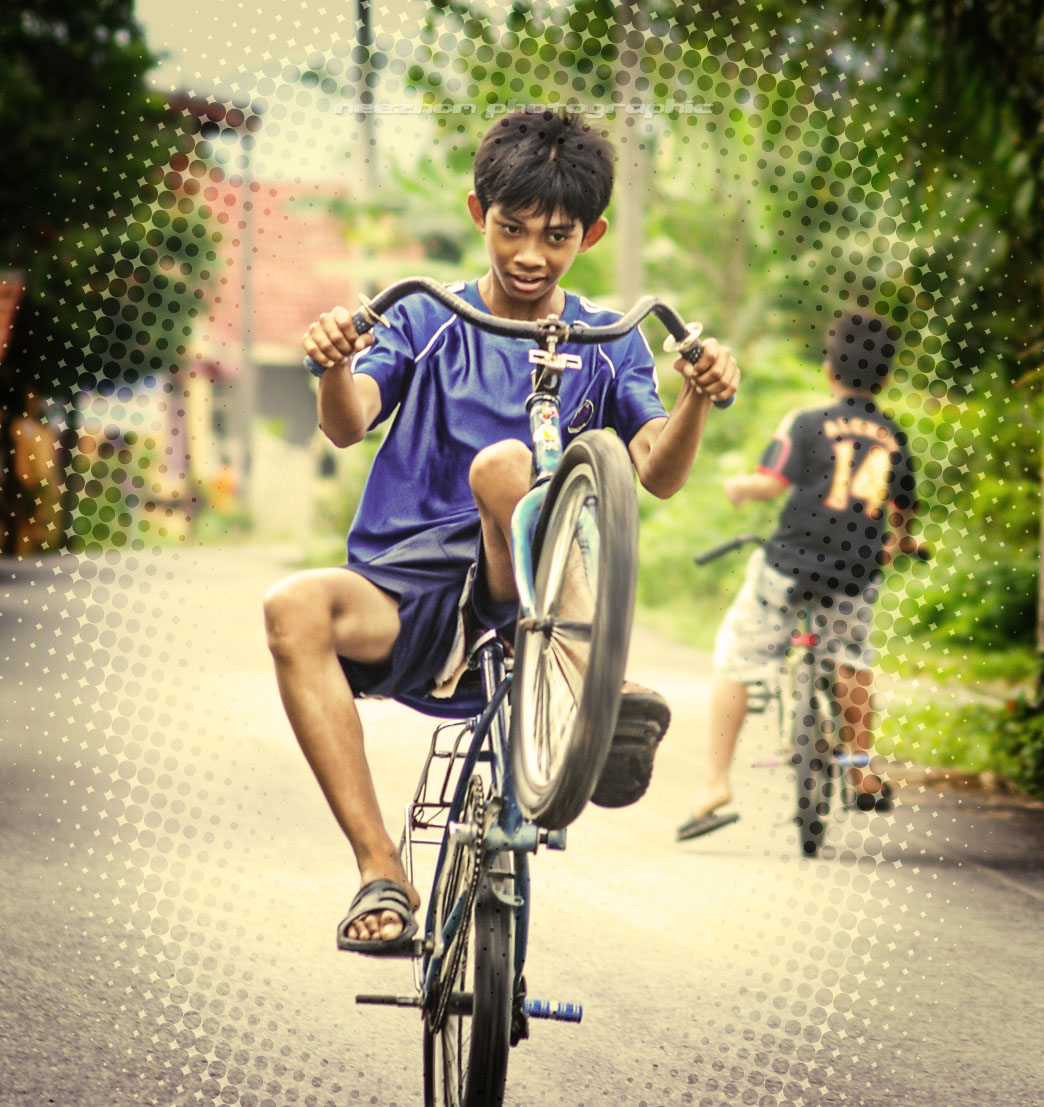 Malaysian kids wheely portraiture Neezhom Photomalaya Malaysian kids wheely portraiture Neezhom Photomalaya