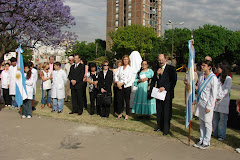 Reposición del busto de Gabino Ezeiza