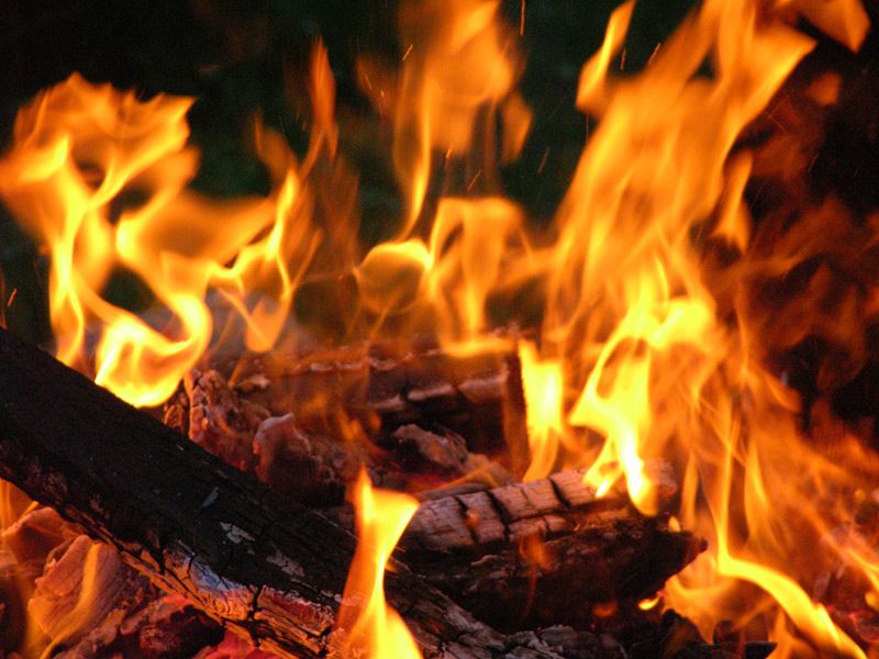 [fire2.jpg]