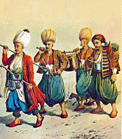 From left to right (Bash Kara-Koulloukchou, 2 Kara Kouloulch