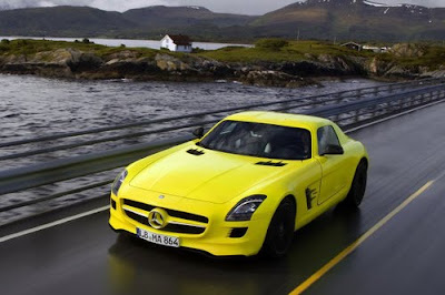 Mercedes SLS electric version comes in 2013