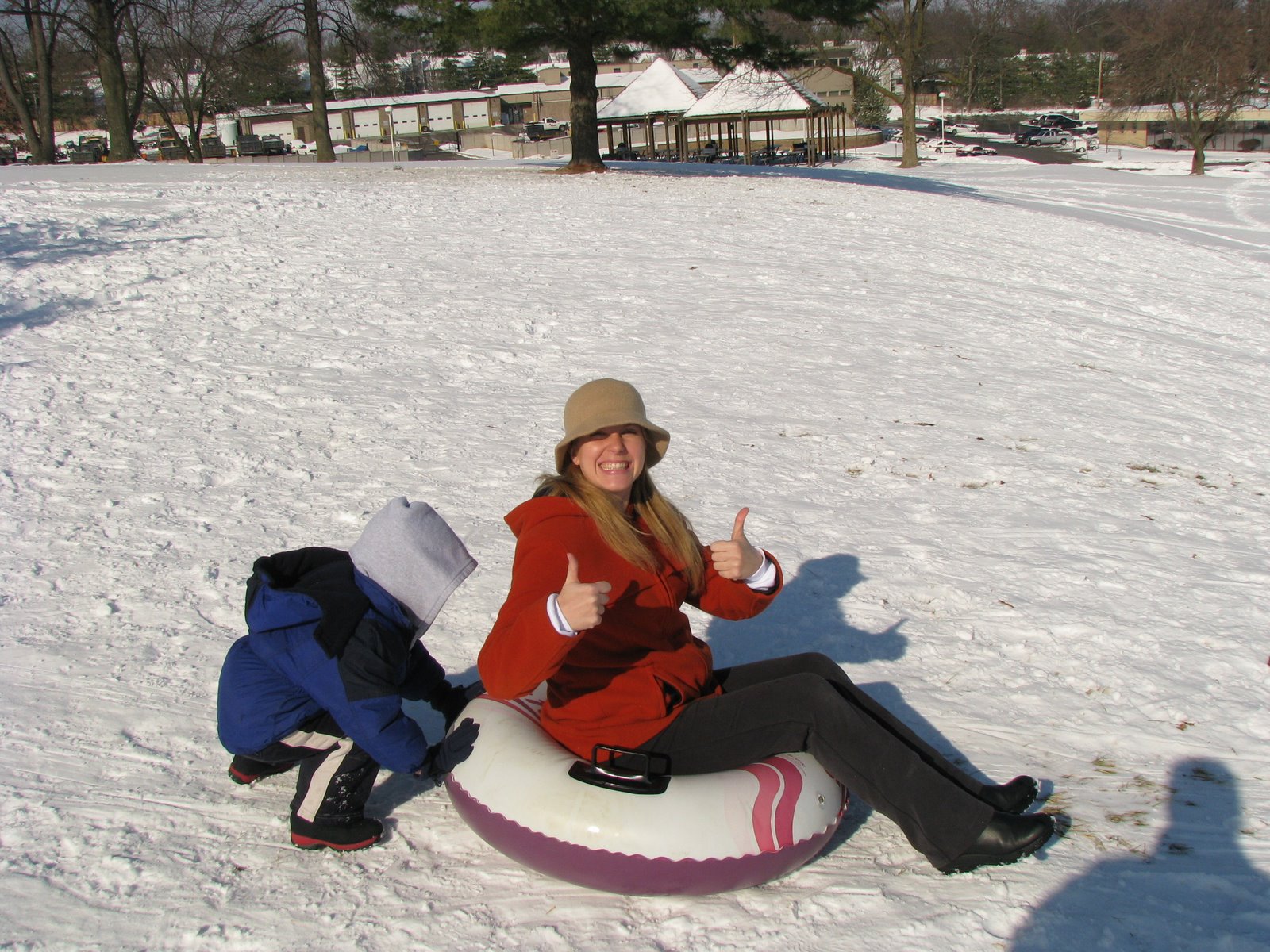 [sledding+at+Vlasis+005.jpg]
