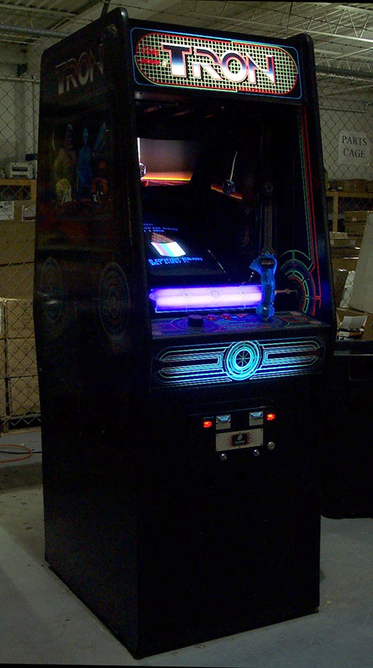 [Tron+arcade+game.jpg]