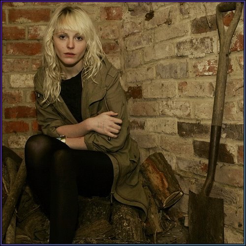 [2165184927_68d6de061d.jpg]