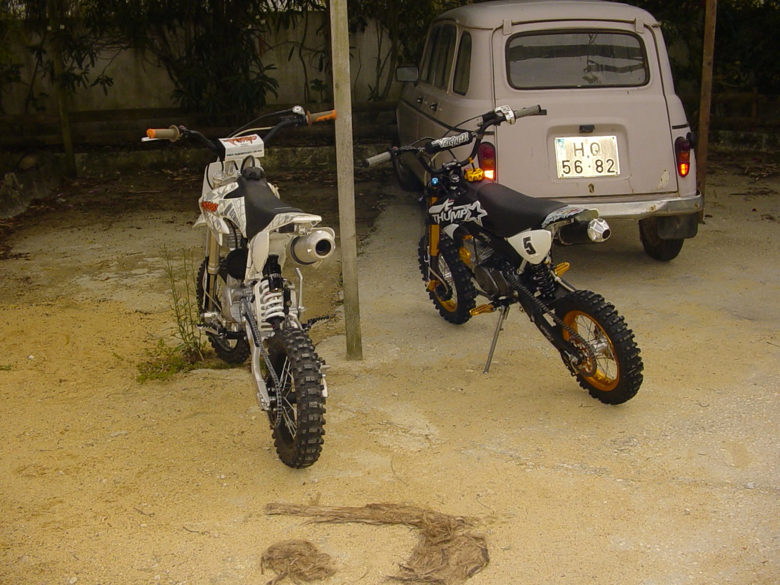 [DSC01585+(2).JPG]