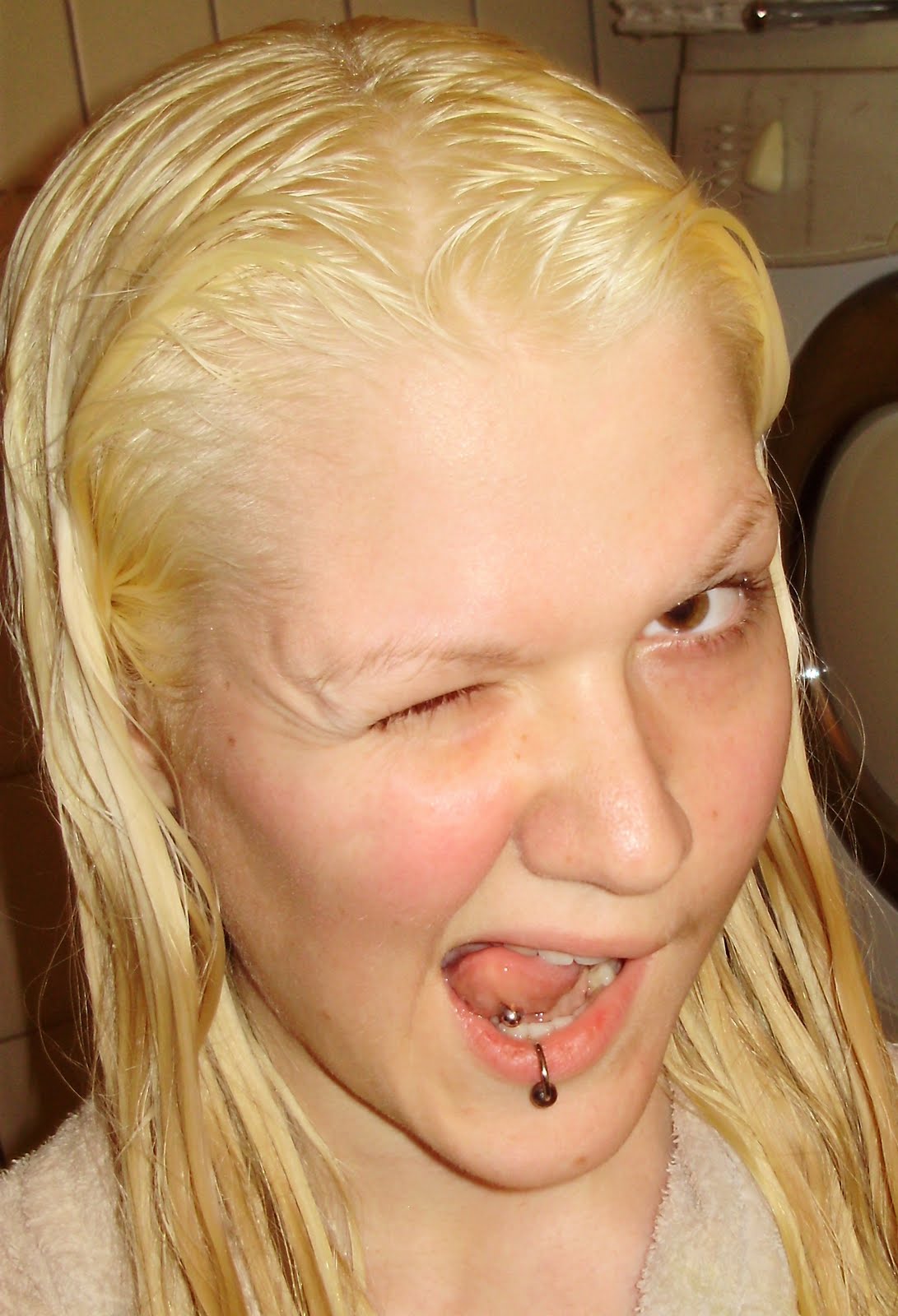 Bleach Hair Ends