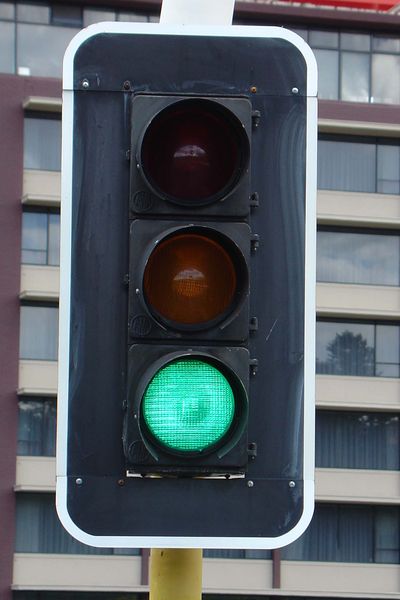 [traffic-light.jpg]
