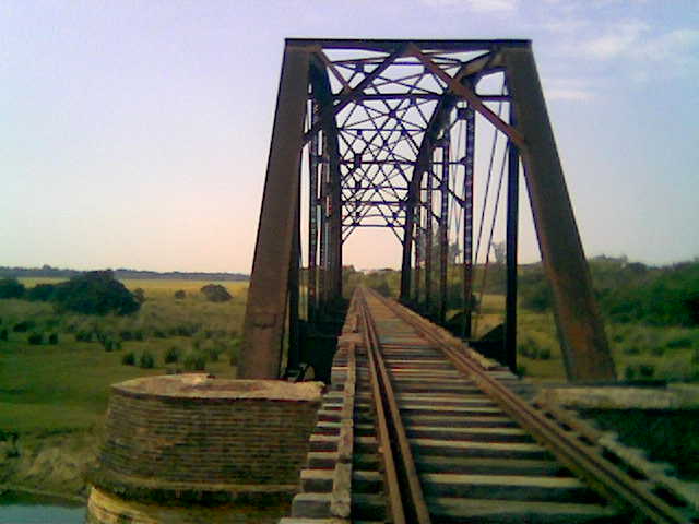 Foto antigua Puente Pirapo. 2