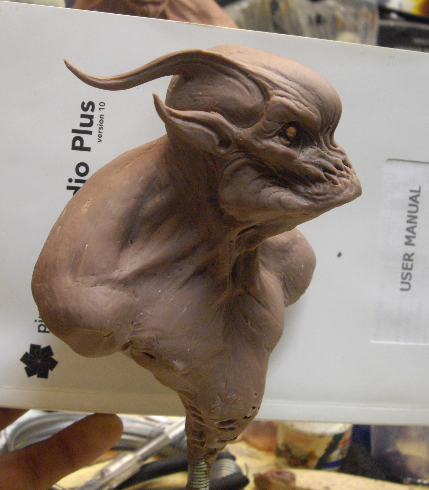 Aris Kolokontes art.: Monster clay monster. WIP.
