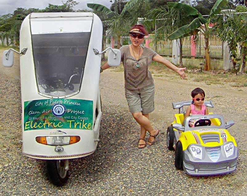 towing a trike behind a car