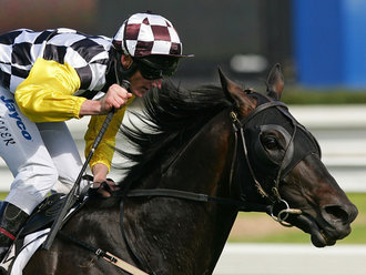 CAULFIELD CUP