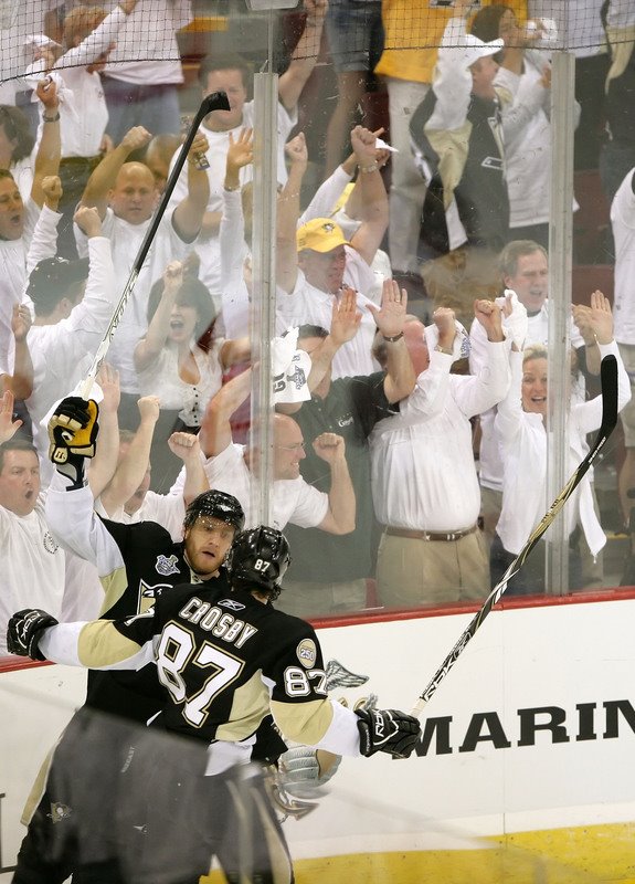 Pittsburgh Penguins Ryan Malone kneels with his head down after the  Penguins lost the Stanley Cup series 4-2 to the Detroit Red Wings in game  six of the 2008 Stanley Cup Finals