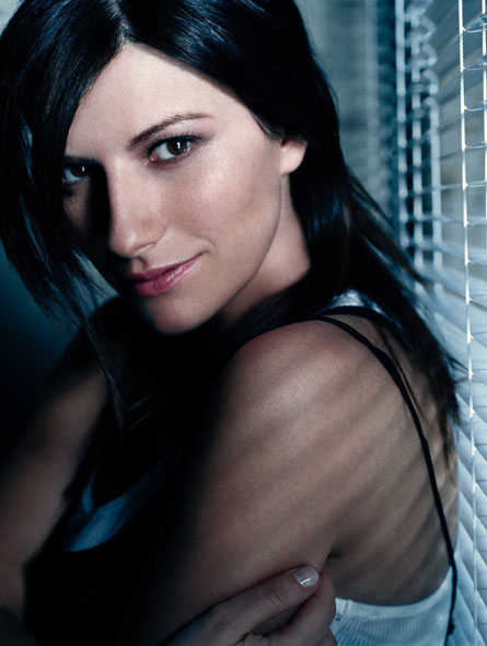 [Laura-Pausini-db01.jpg]